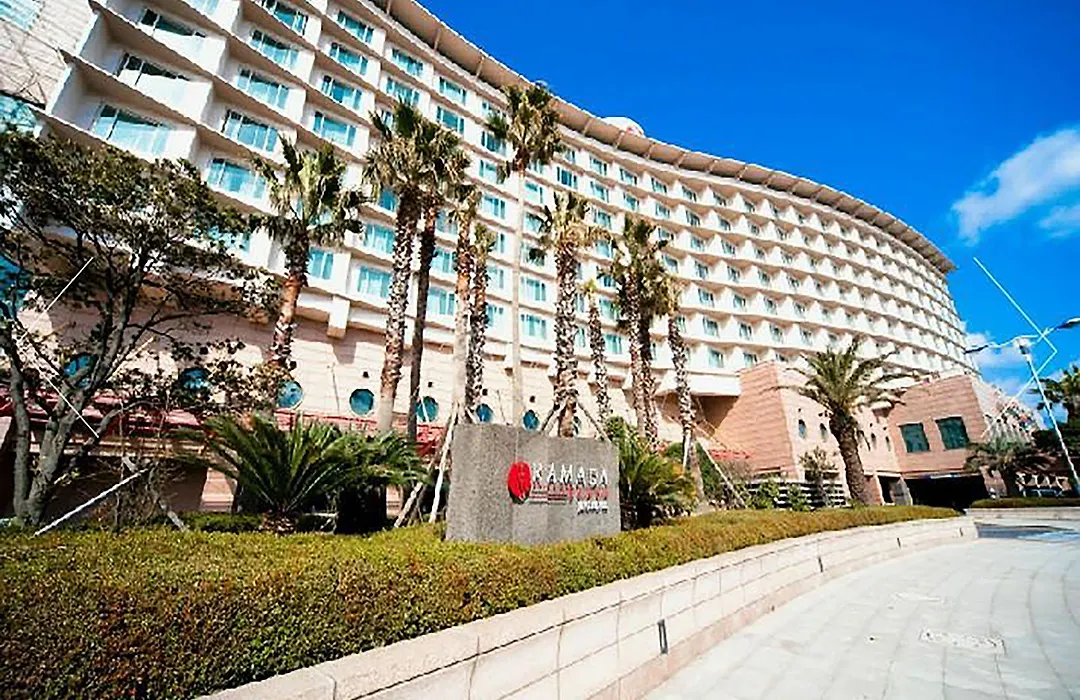Ramada Plaza By Wyndham Jeju Ocean Front-1